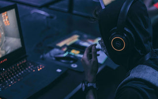 gamer setup with XL gel chair cushion highlighting comfort and ergonomic seating