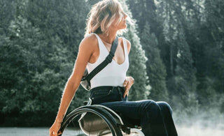 ergonomic wheelchair cushion cross-section showing optimal foam and gel layering