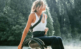 ergonomic wheelchair cushion cross-section showing optimal foam and gel layering